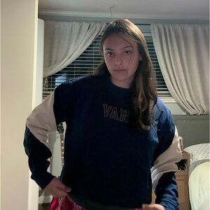 Cropped Vans crewneck